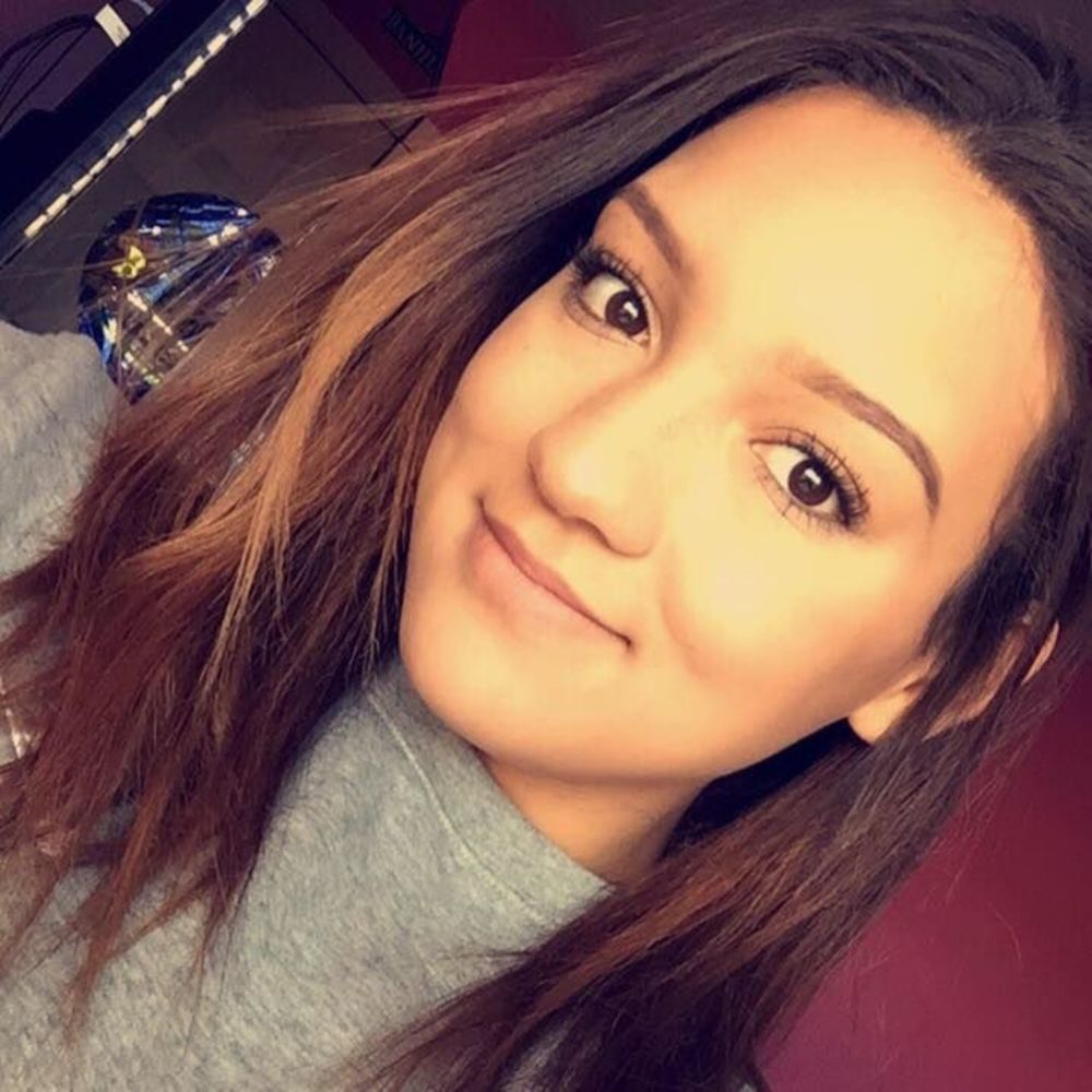 Meet your Posher, Danielle